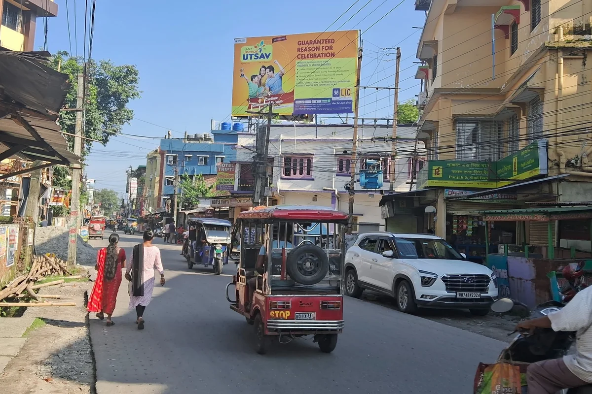 Siliguri - Board 02 - NJP MAIN RD - FCG SILIGURI - Site 1 (30'X20', FRONT-LIT)