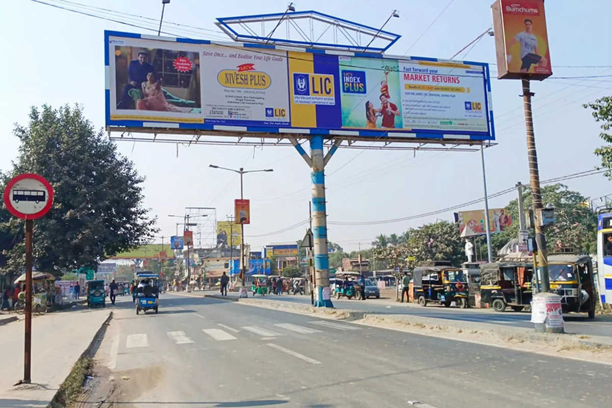 Buniyadpur - Board 01 - BUNIYADPUR - NEAR CHOWPATTY BUS STAND - View 1 (50'X10', FRONT-LIT, Both Side)