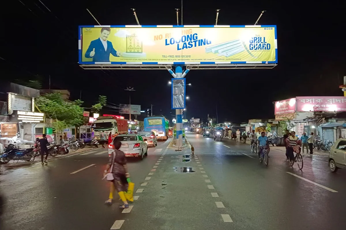 Gangarampur - Board 01 - High Rd - Near Chowringhee More - View 2 (50'X10', FRONT-LIT, Both Side)