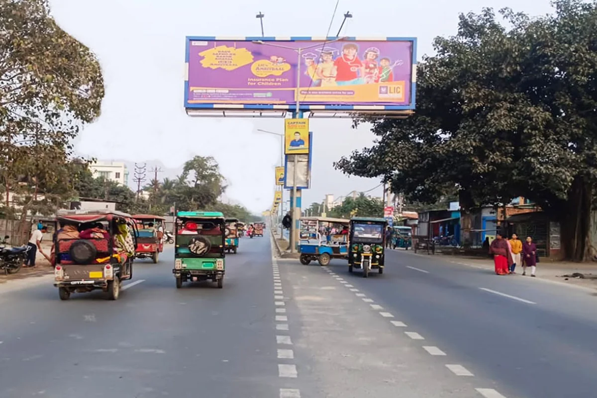 Gangarampur - Board 02 - GANGARAMPUR - OPP. LIC OFFICE - View 2 (30'X10', FRONT-LIT, Both Side)